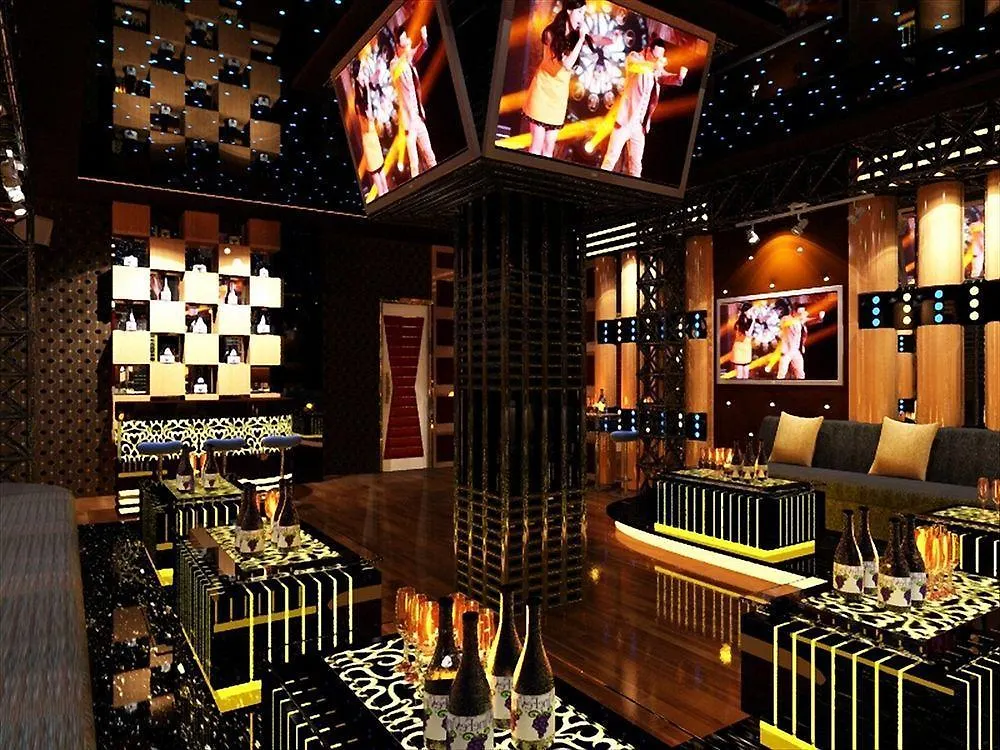 Boss Group - Regal Hotel Ho Chi Minh City 2*,  Vietnam