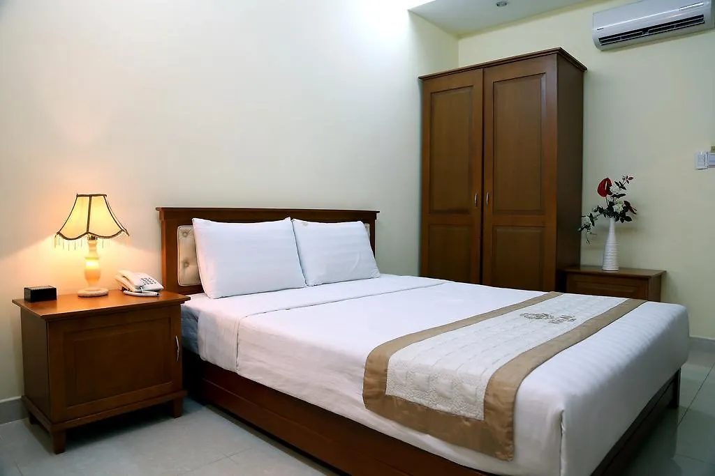 Boss Group - Regal Hotel Ho Chi Minh City 2*,  Vietnam